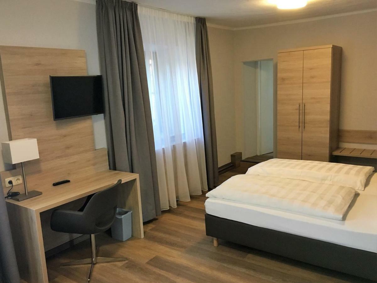 Pensión Eberl Hotel-pension Feldmoching Múnich
