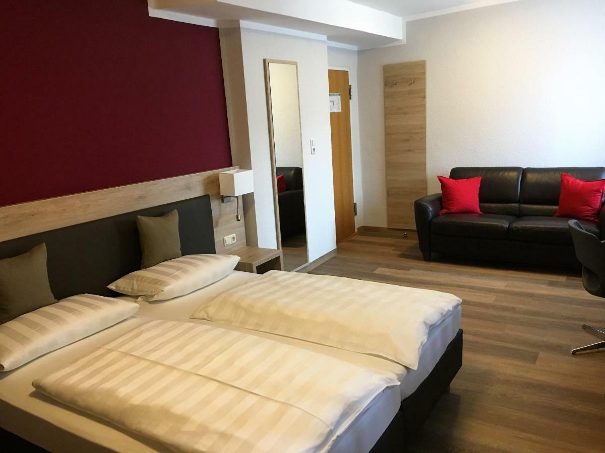 Eberl Hotel-pension Feldmoching Pensión Múnich